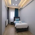 מלון Bonasera *